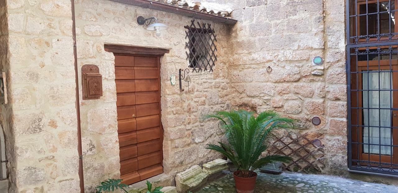شقة Palazzo Urbani أورفييتو المظهر الخارجي الصورة